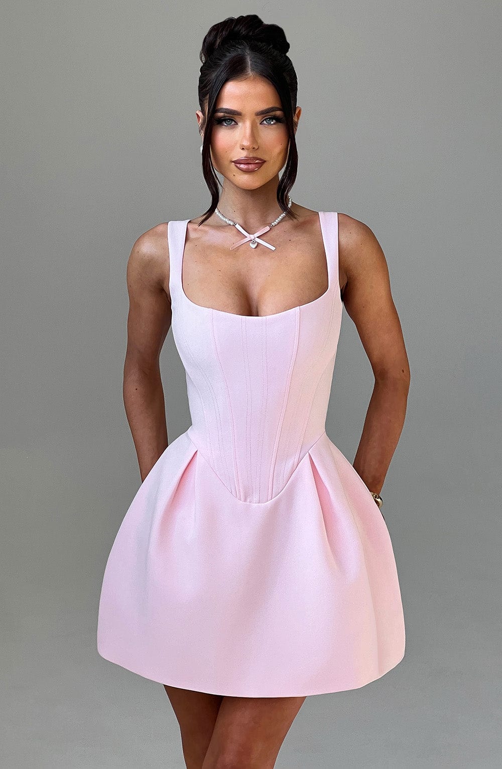 Janiyah Mini Elbisesi - Pudra Rengi